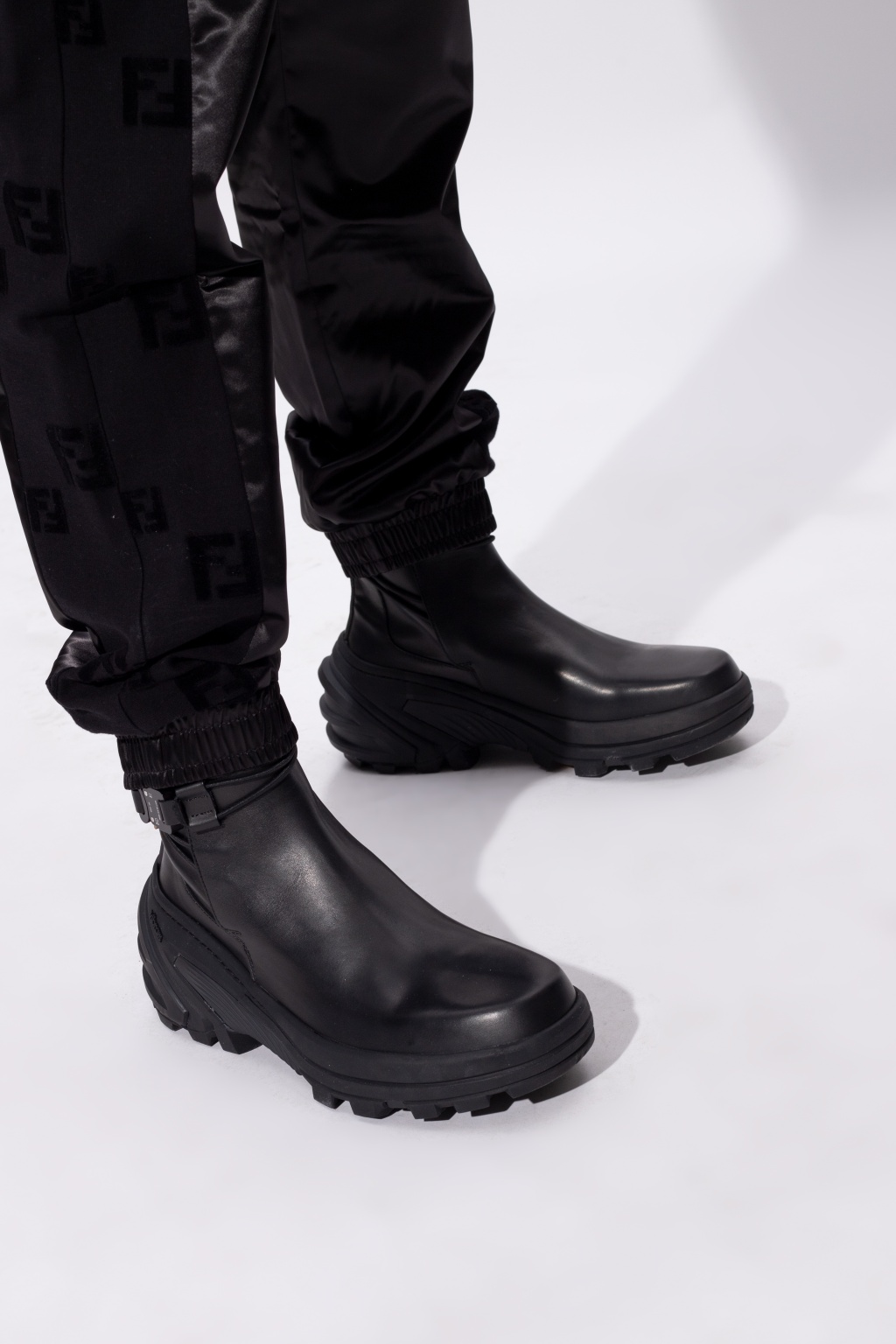 1017 ALYX 9SM Ankle boots with roller coaster buckle