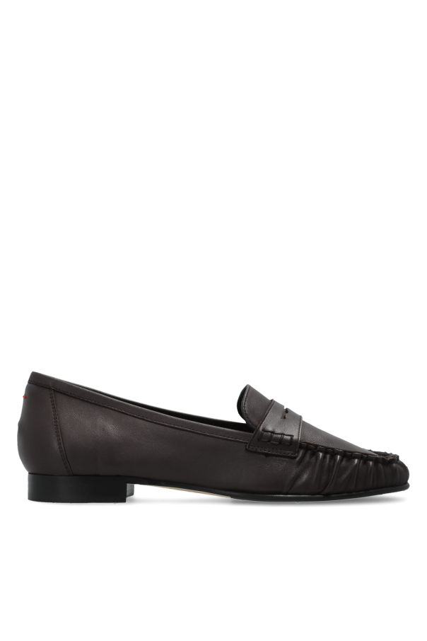 Leather shoes 