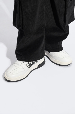‘classic low top’ sneakers od Amiri