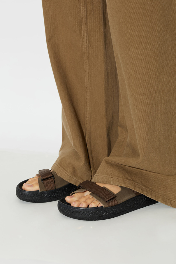 Veja ‘ARPOADOR SUEDE SOFT’ slides