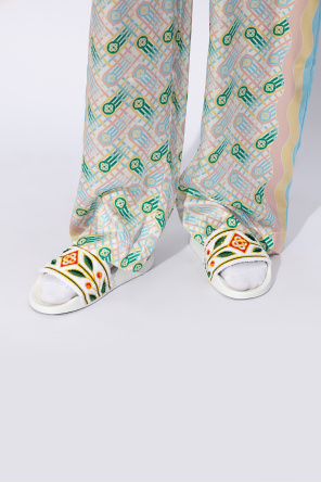 Embroidered slides od Casablanca