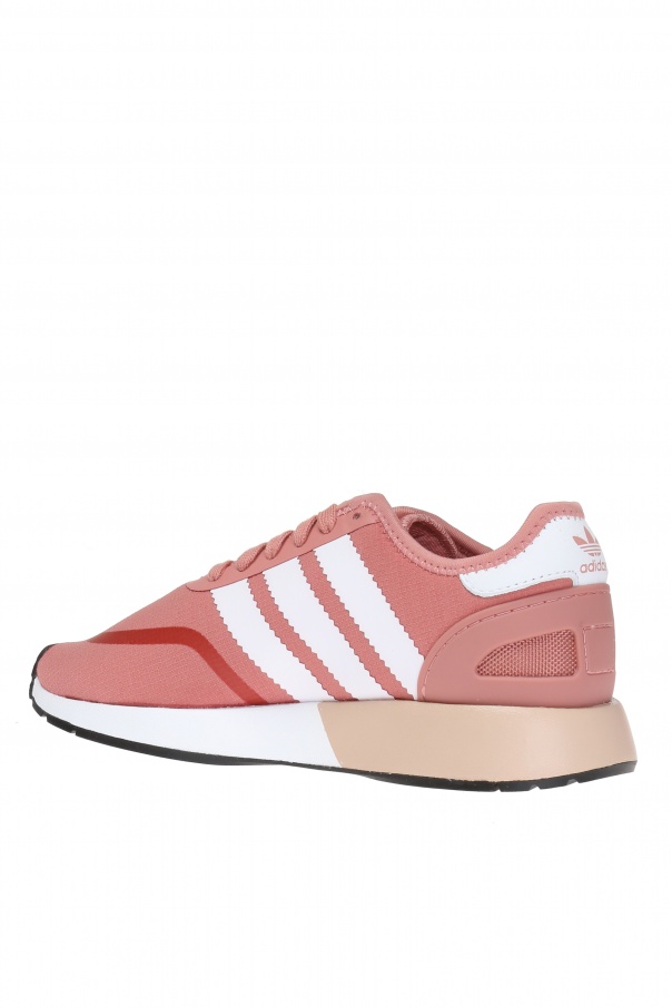 aq0267 adidas