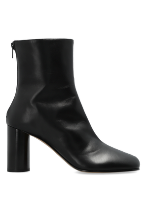 Botins ‘Gathered’