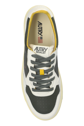 Autry Sports shoes `Medalist Low`