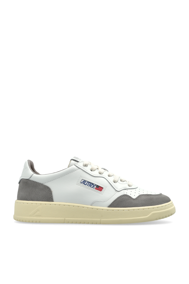 "Medalist Low" sports shoes od Autry