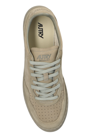 Autry Sports shoes "MEDALIST LOW"