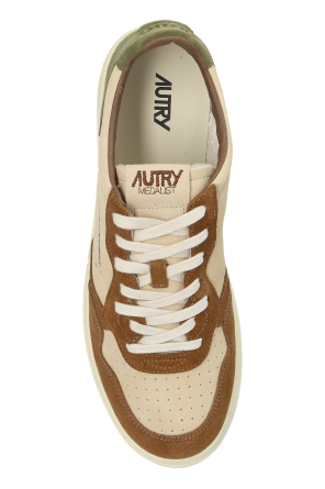 Autry Medalist Low sports shoes