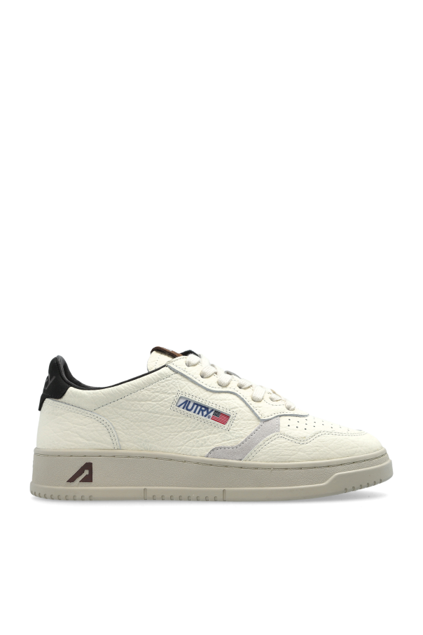 "Medalist Low" sports shoes od Autry