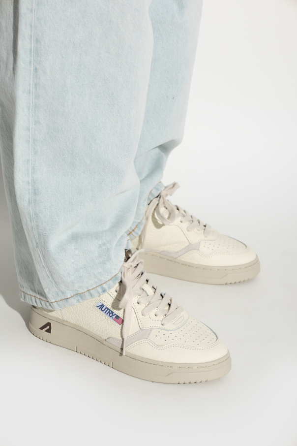 Autry "Medalist Low" sports shoes