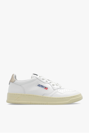 ‘Aulw’ sneakers