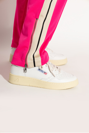 Sports shoes medalist low od Autry