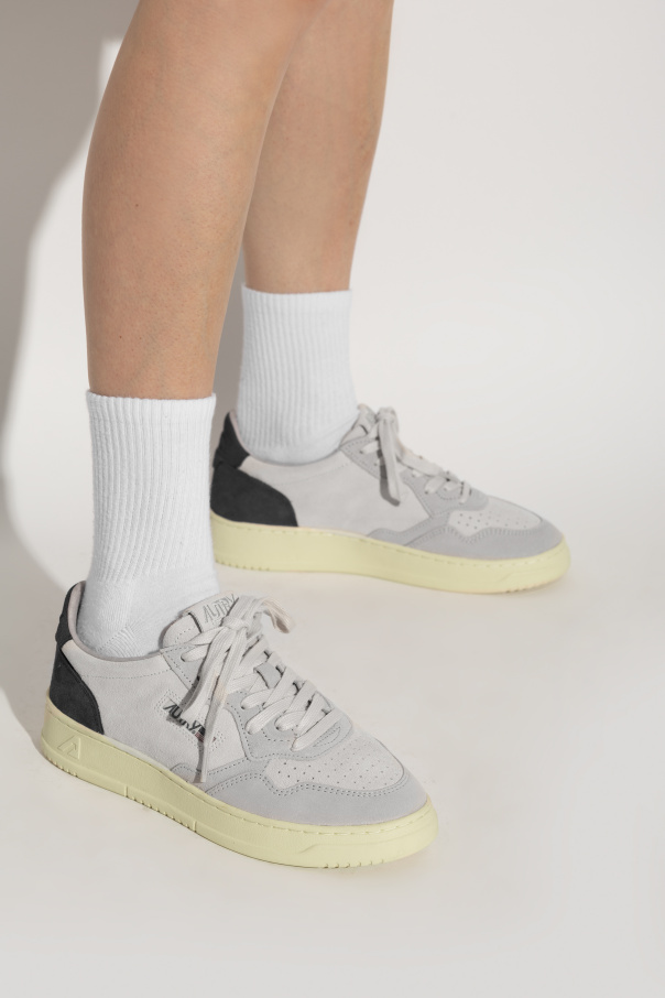 Autry "Medalist Low" sports shoes
