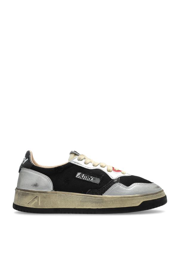 "Supvint Low" sports shoes od Autry