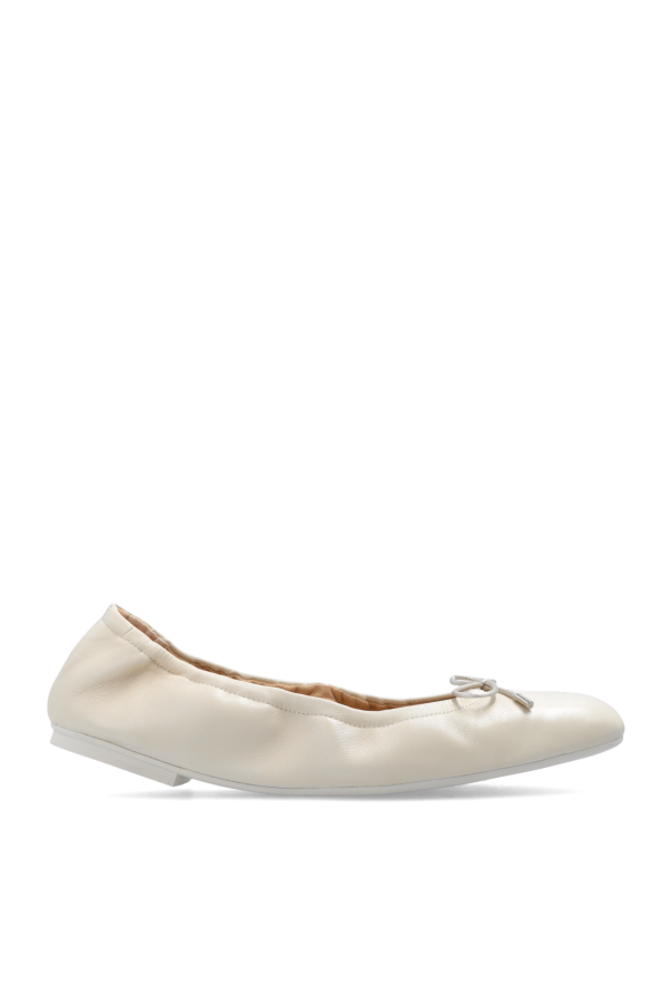 ‘Bardot’ leather ballet flats od Stuart Weitzman