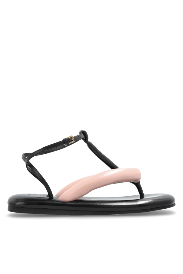 ‘Boudoir’ sandals od Givenchy