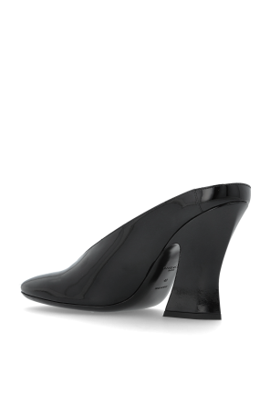 Givenchy Lakierowane klapki na obcasie