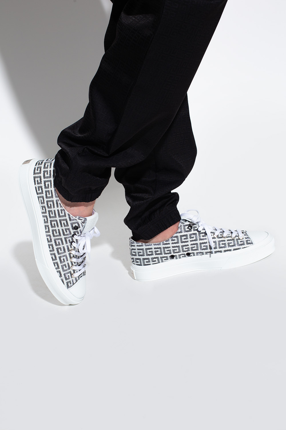 Givenchy ‘City Low’ sneakers