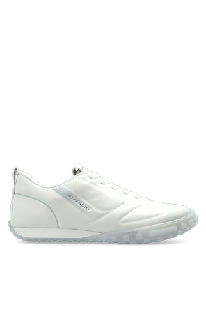 "Glide" sports shoes