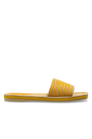 Slides `Sand`