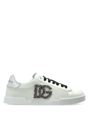 Leather sports shoes with logo