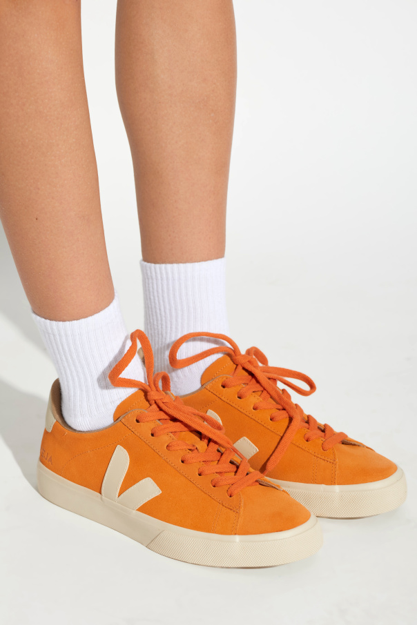Veja "CAPMPO SUEDE" sports shoes