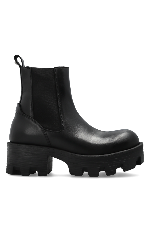 Chelsea boots on the 'D-HAMMER' platform od Diesel