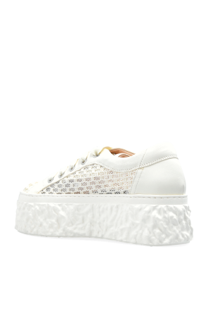 AGL Sportliche Schuhe auf der Plattform Magma