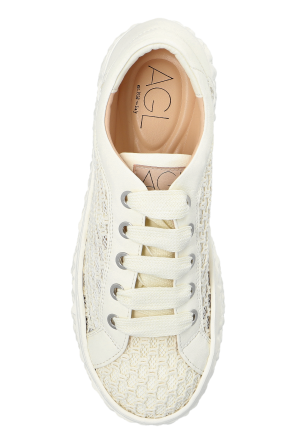 AGL Sportliche Schuhe auf der Plattform Magma