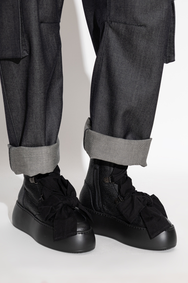 AGL Leather platform shoes "Vibe Ribbon"
