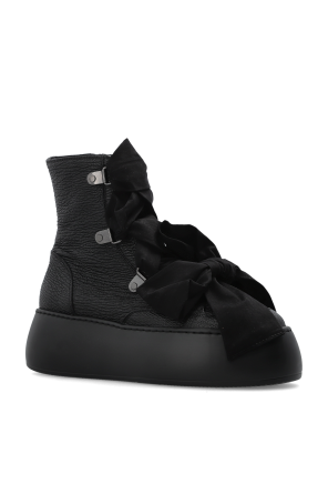 AGL Leather platform shoes "Vibe Ribbon"