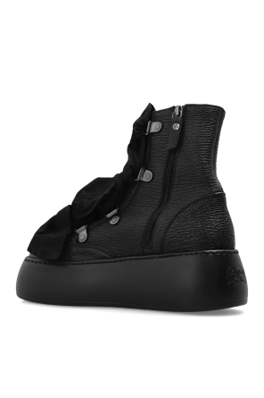 AGL Leather platform shoes "Vibe Ribbon"