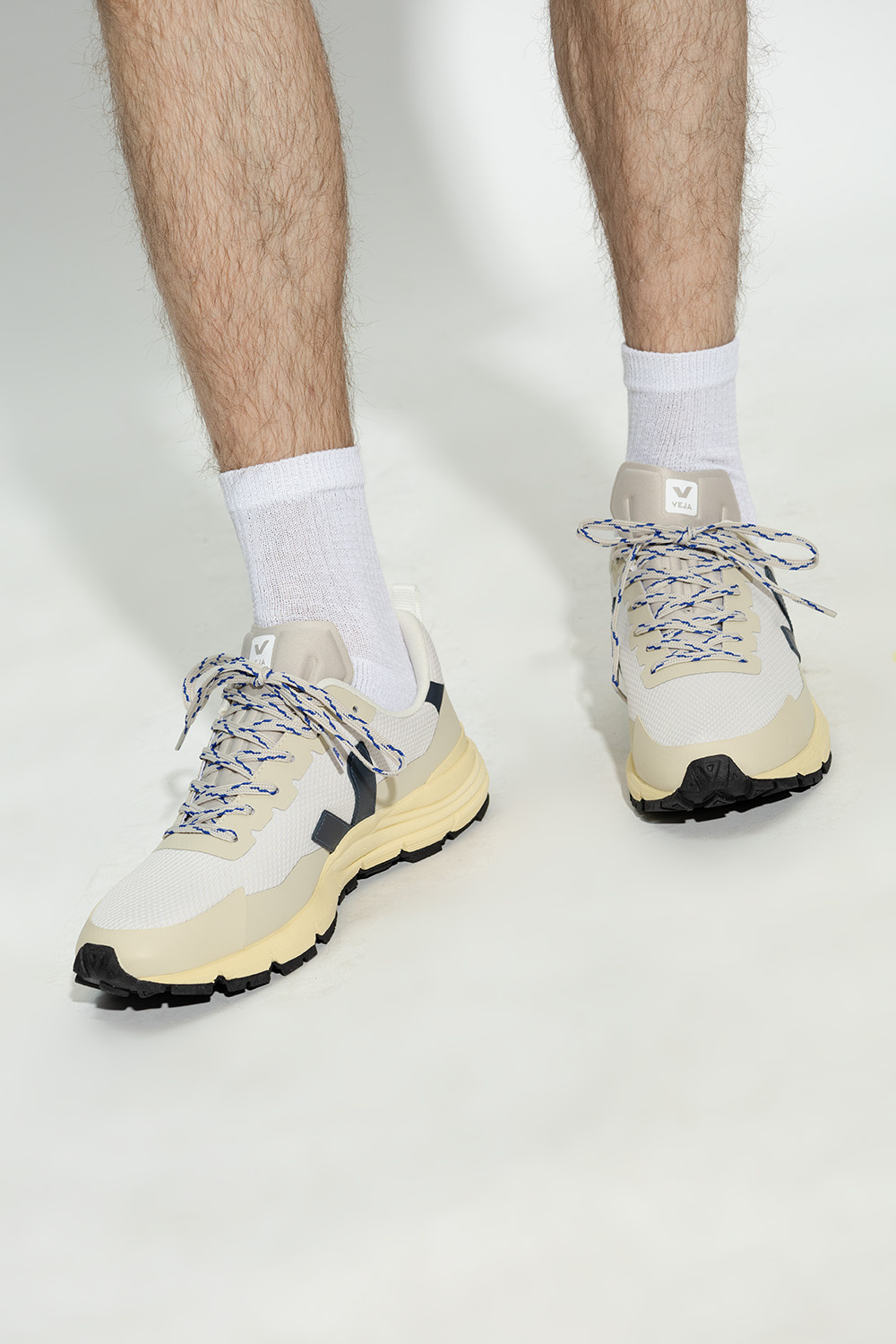 Veja ‘Dekkan’ sneakers