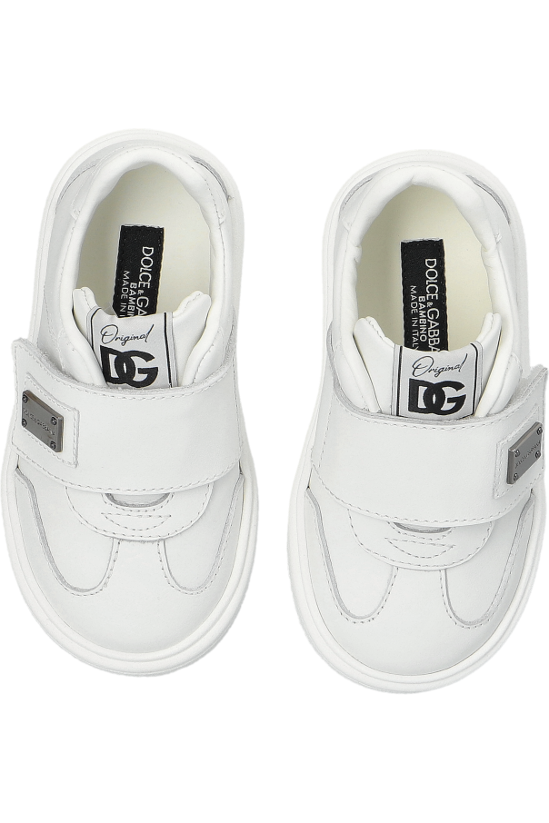 Dolce & Gabbana Kids Sports shoes with an application