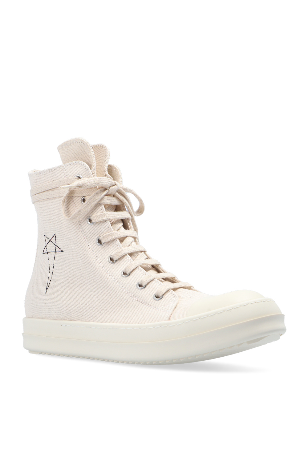 De BSTN webwinkel is gespecialiseerd in sneakers van basis tot high-end merken High-top sneakers with logo