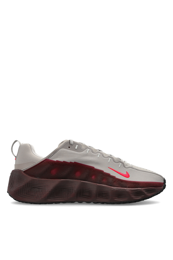 ‘Ava Rover’ sports shoes od Nike