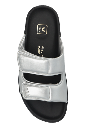Veja ‘ETNA BOLD LEATHER’ slides