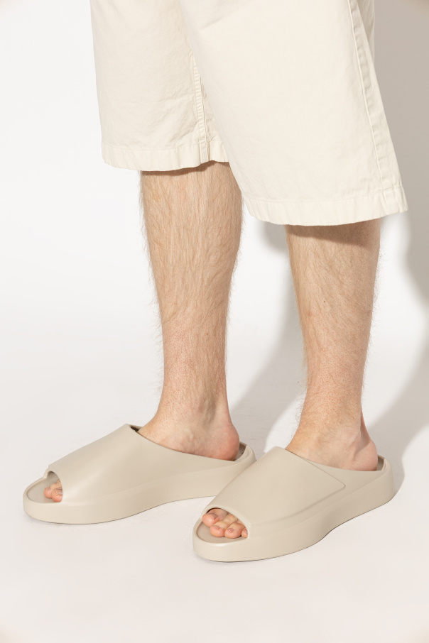 Fear Of God Essentials ‘Los Feliz’ slides