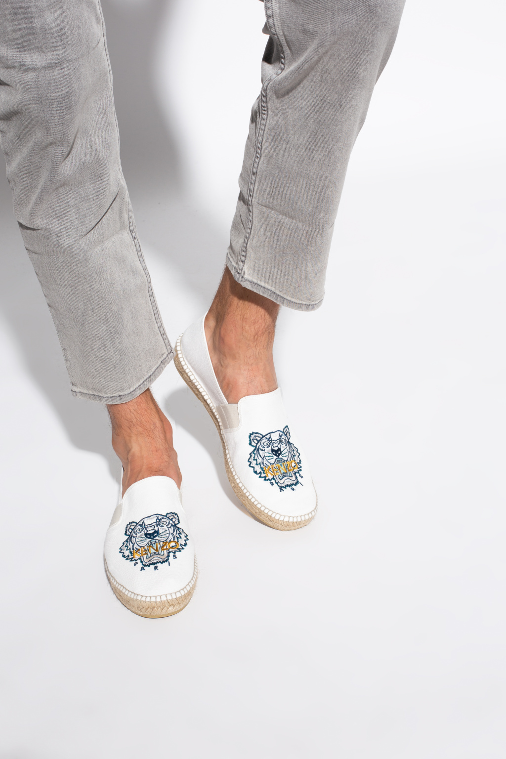 White Espadrilles with logo Kenzo - IetpShops Gabon - Pharrell Adidas NMD Hu Animal Print Amber Incredible Shoe With No Resale