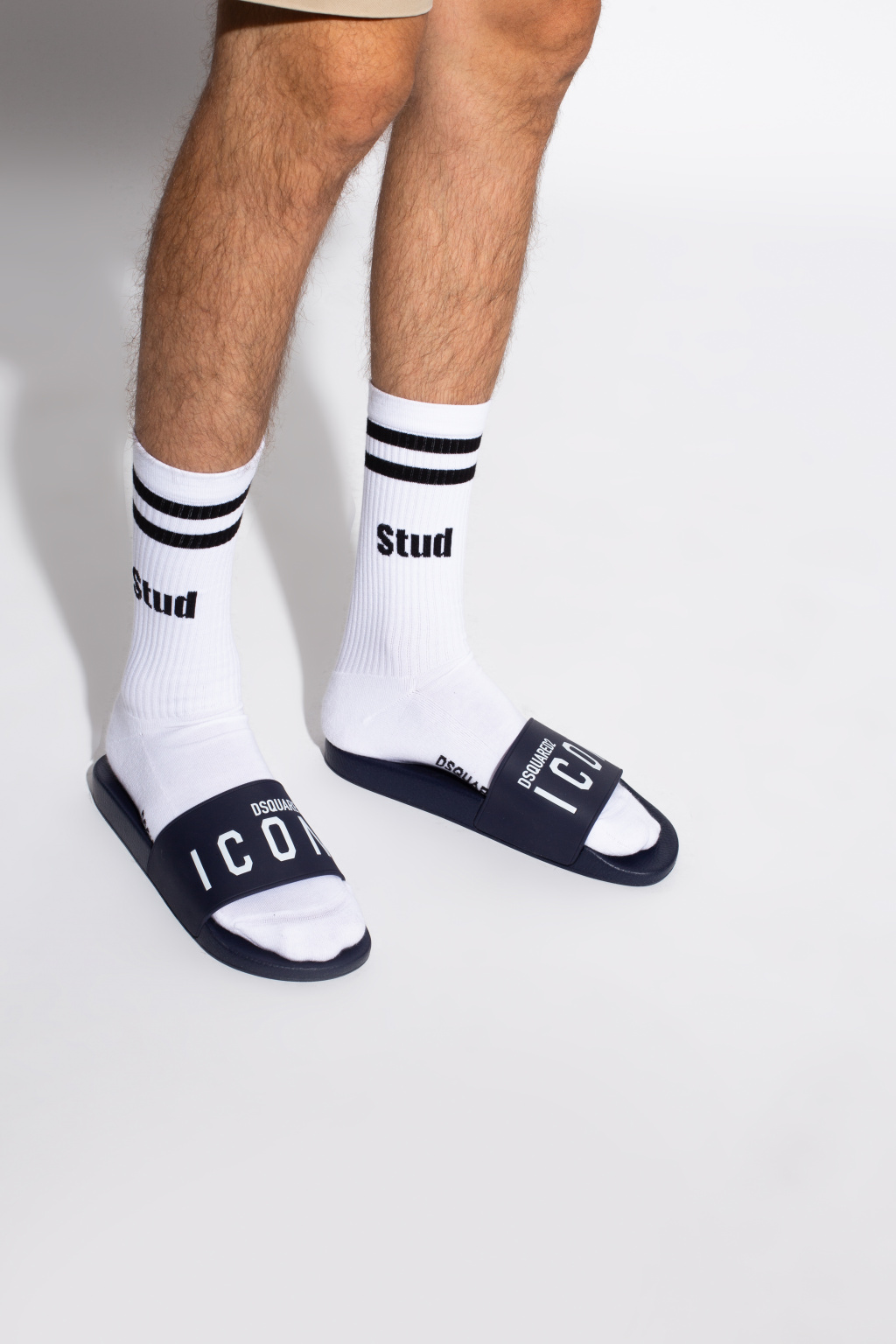 Dsquared2 Slides with logo