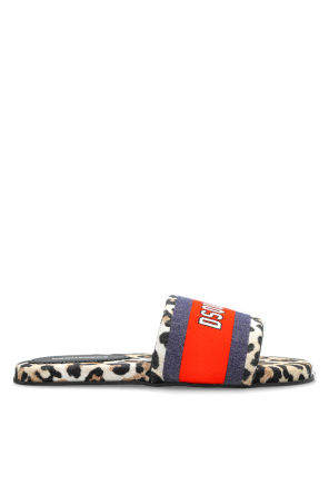 Flip-flops with logo