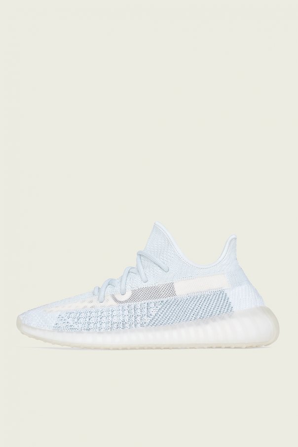 yeezy boost 350 v2 cloud white Luxury Carousell Hong Kong