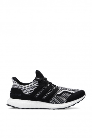 ‘ultraboost 5.0 dna’ sneakers od ADIDAS Performance