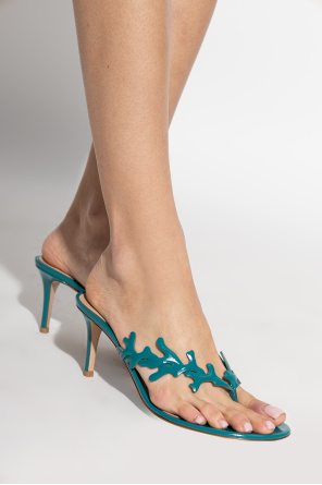 Heeled mules ‘ocean thong’ od Gianvito Rossi