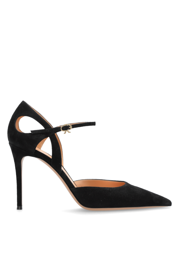 ‘Camnero’ heeled shoes od Gianvito Rossi