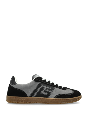 `Swan` sports shoes
