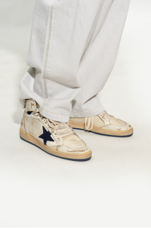 ‘sky star’ sneakers od Golden Goose