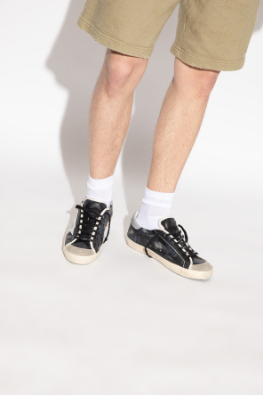 ‘super-star classic’ sneakers od Golden Goose