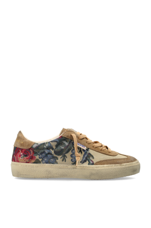 ‘Soul Star’ sports shoes