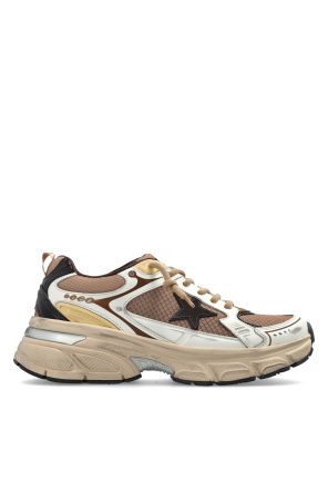 ‘Lightstar’ sports shoes