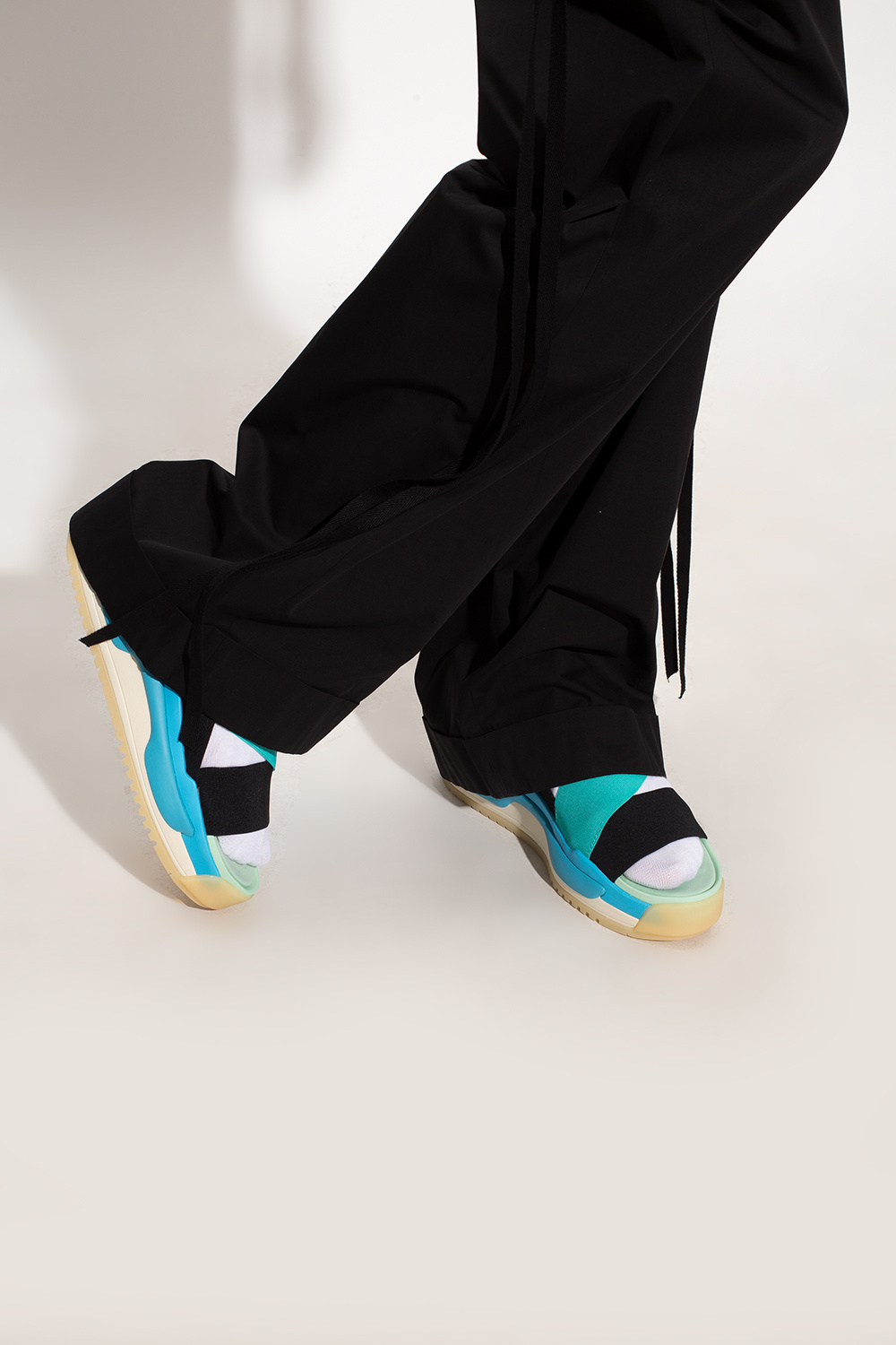 alexander mcqueen wmns oversized sneaker white galaxy blue 558945 whnbk ‘Hokori’ sandals
